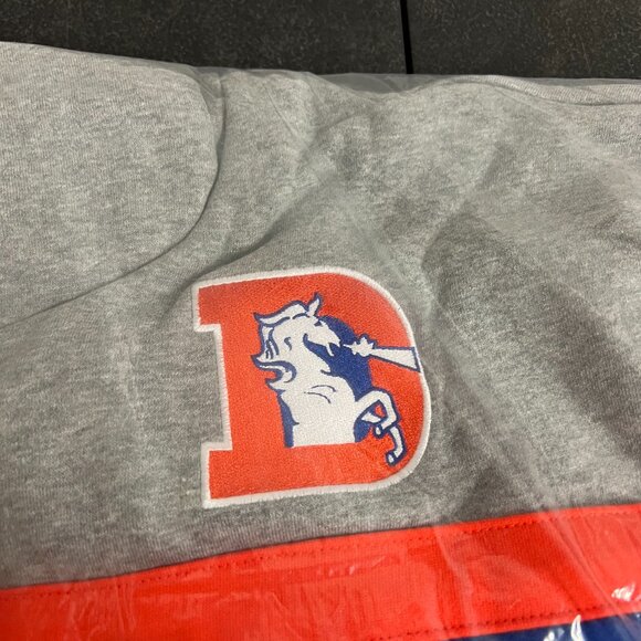 Mitchell And Ness Throwbacks Hoodie Denver Bronco Hoodie 4-XL - Picture 3 of 5